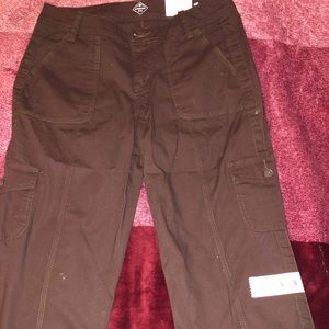 St. John’s Bay Capris